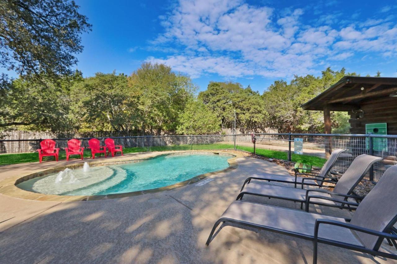 Wimberley Log Cabins Resort And Suites- Unit 3 المظهر الخارجي الصورة